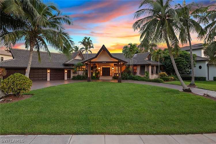 1535 Caxambas Ct Marco Island, FL 34145