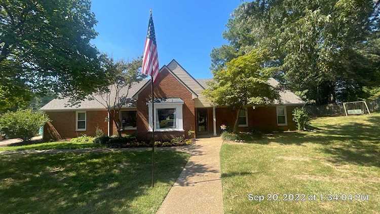 6992 Sunset Pl Germantown, TN 38138