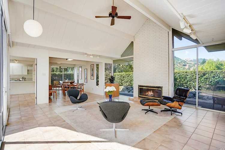 135 Mount Whitney Court San Rafael, CA 94903