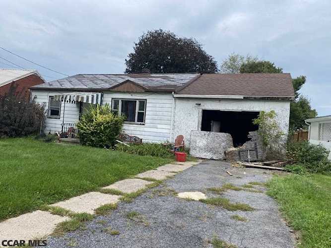 237 Whitman Avenue Pleasant Gap, PA 16823 | MLS 75929 Photo 1