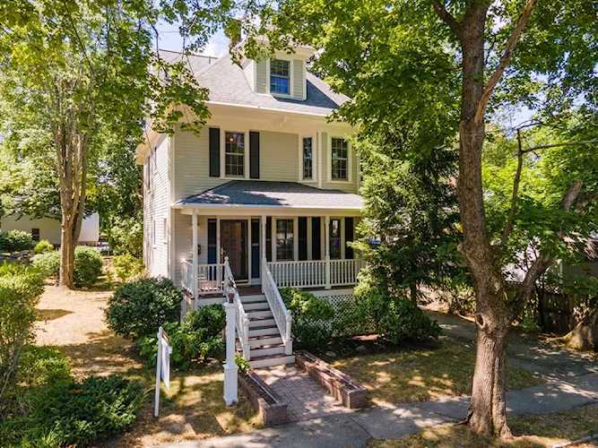 3 Bailey Ave Milton, MA 02186 | MLS 73039281 Photo 1