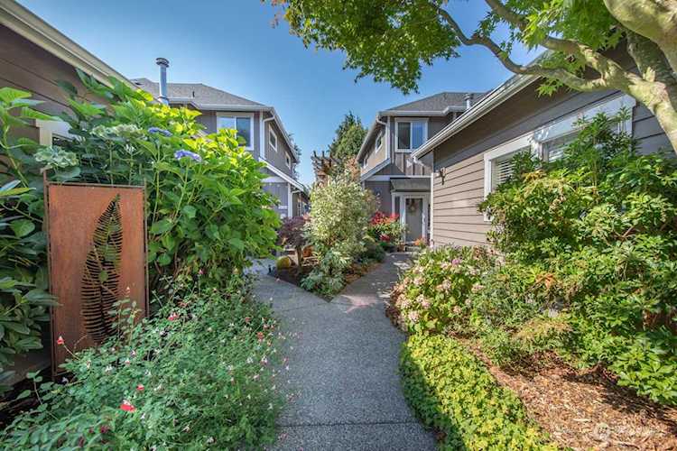 1714 NW 195th St #5 Shoreline, WA 98177