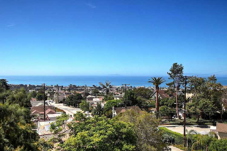 1401 Brodiea Ave Ventura, CA 93001