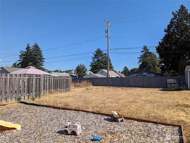 6633 S Pine St Tacoma, WA 98409