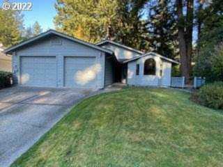1391 Glenwood Brookings, OR 97415