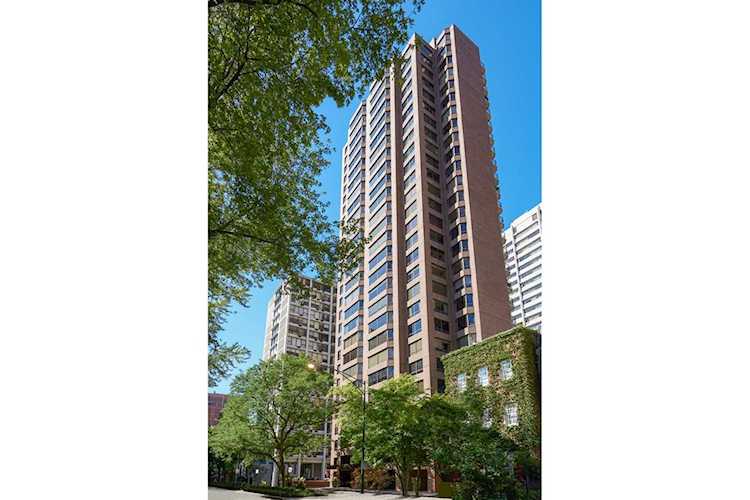 1410 N State Parkway #10B Chicago, IL 60610