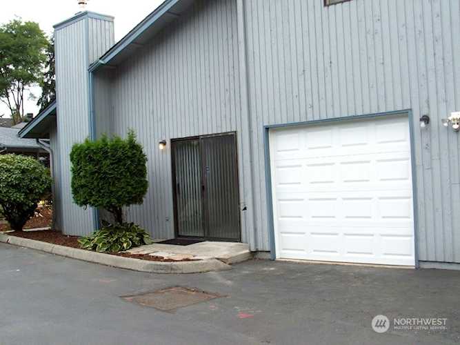 1810 S 330th St #A Federal Way, WA 98003 | MLS® 1998955 Photo 1