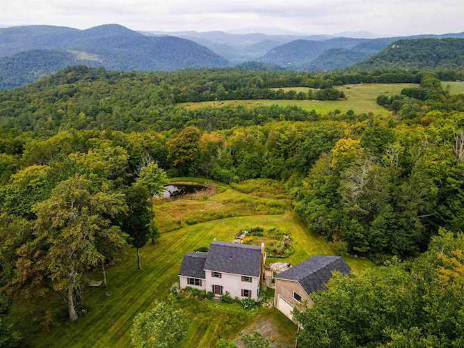 41 Pine Acres Rd Townshend, VT 05353