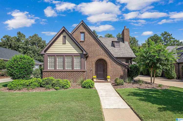 3902 James Hill Circle Hoover, AL 35226