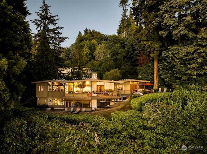 16010 73rd Place W Edmonds, WA 98026