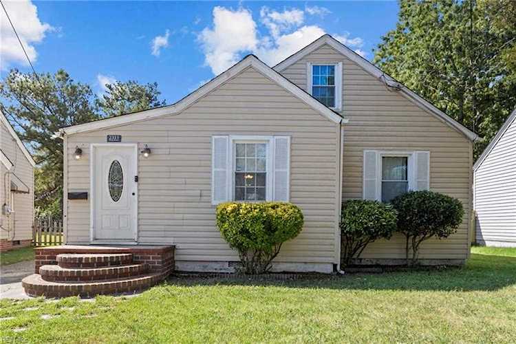 home for sale in Lafayette Terrace Norfolk VA 23509 - MLS 10456806 Photo 1
