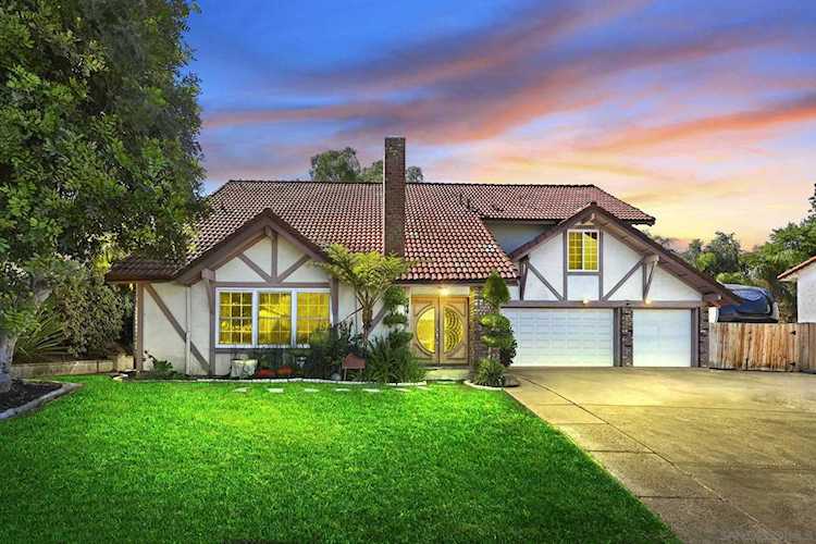 344 Dewane Dr El Cajon, CA 92020