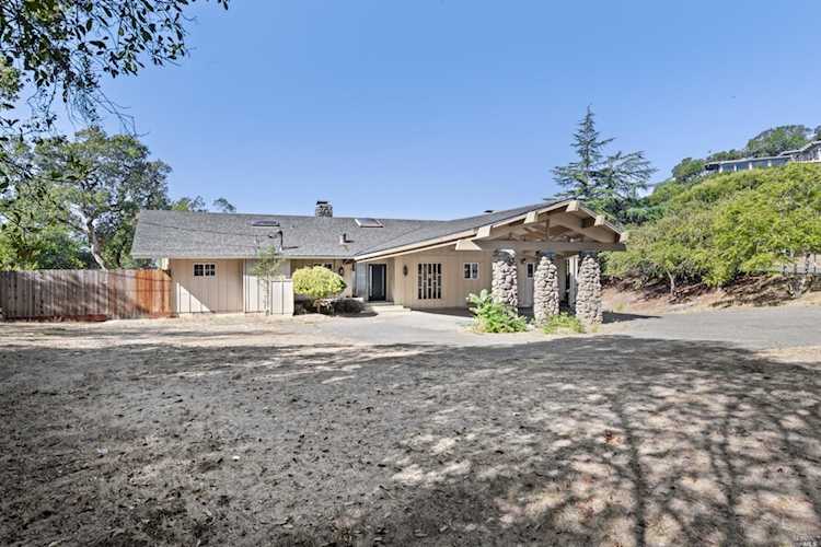 3511 NE Alta Vista Avenue Santa Rosa, CA 95409