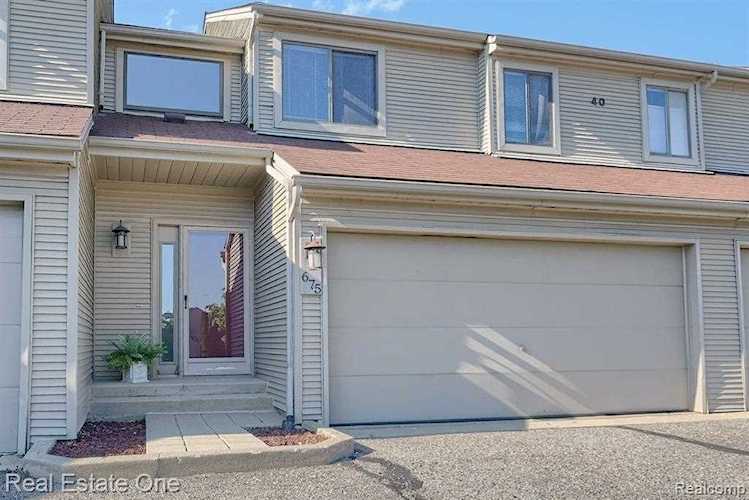 675 Camden Rochester Hills, MI 48307