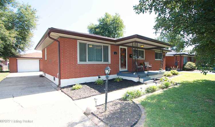 8005 Canna Dr Louisville, KY 40258