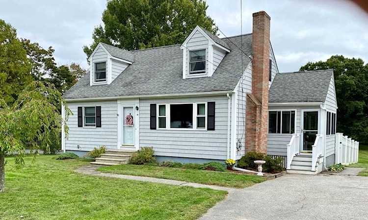 41 Pond St Billerica, MA 01821