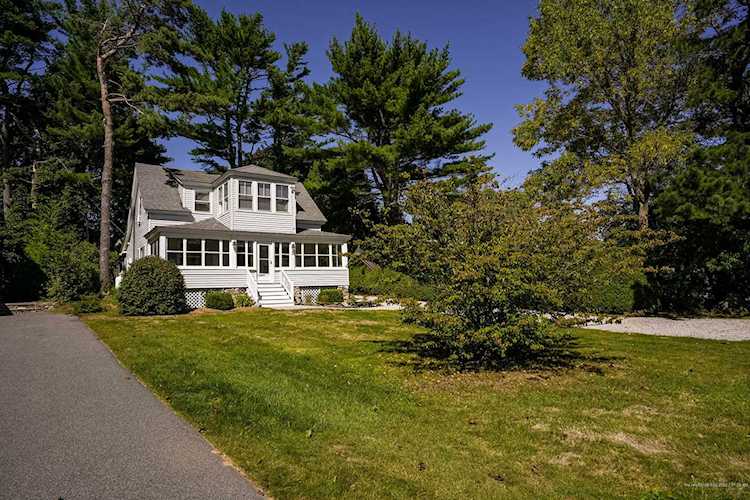61 Ledge Rd Ogunquit, ME 03907