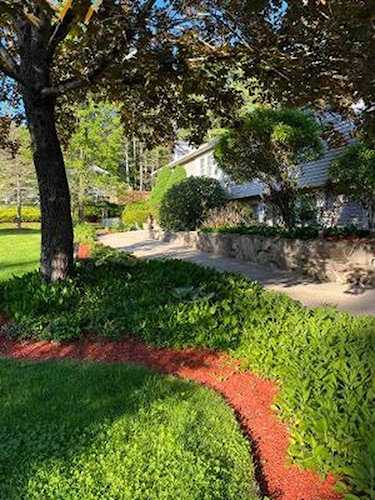 4 Mulberry St Windham, NH 03087