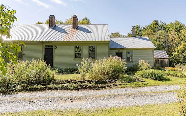 245 Cold Pond Rd Acworth, NH 03601
