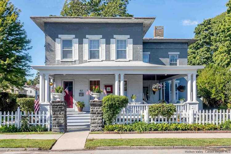 62 Washington Ave Saugerties, NY 12477