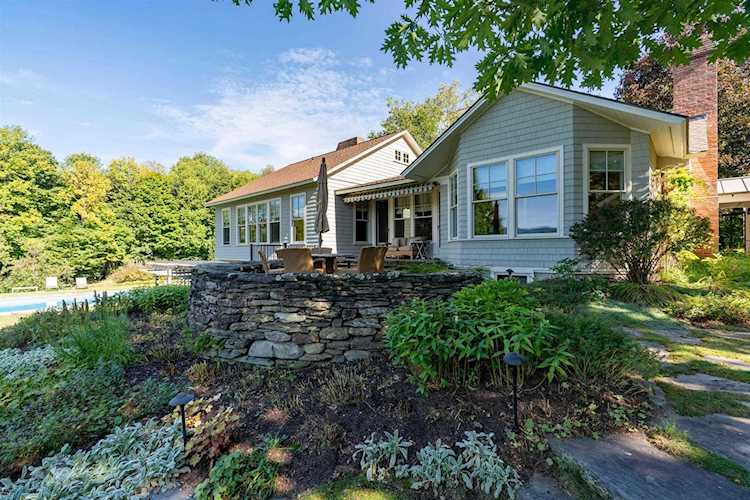 487 Brush Hill Rd Stowe, VT 05672