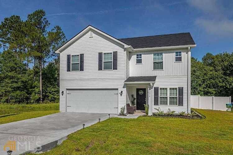 10016 Woodland Cove Brunswick, GA 31525