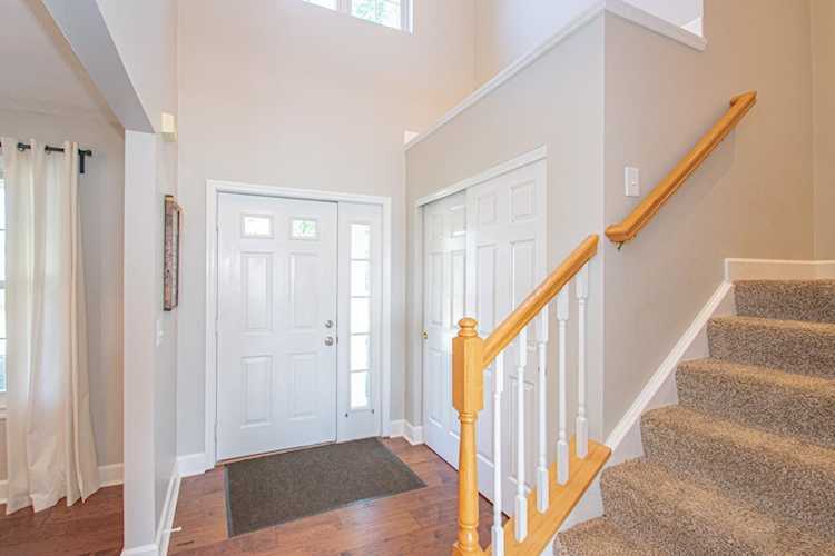 2347 Blue Green Drive Beavercreek, OH 45431