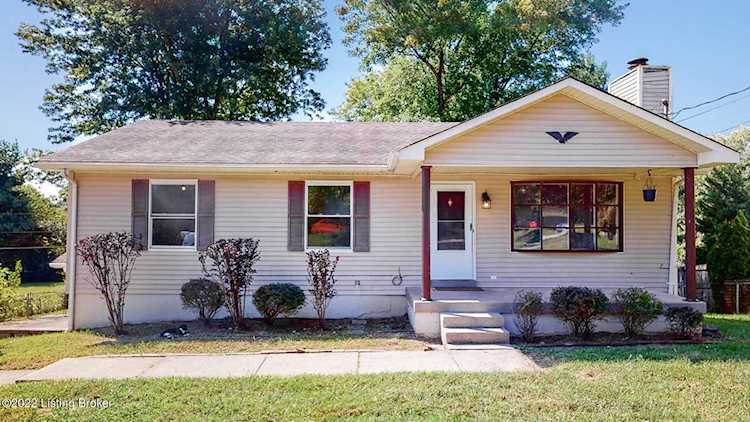 515 Rose Creek Dr Radcliff, KY 40160