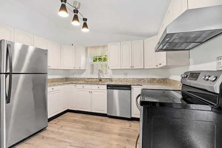 8 Greenhalge St Medford, MA 02155