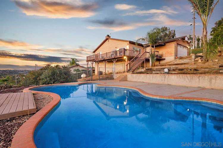 2258 Monaghan Court Spring Valley, CA 91977