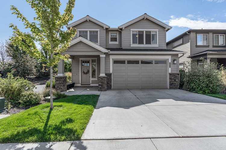 20999 NE Legend Place Bend, OR 97701
