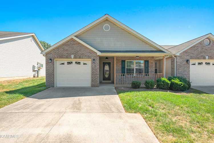 1872 Elmhurst WayKnoxvilleKnoxTNDeerfield S/D Phase 1 Photo 1