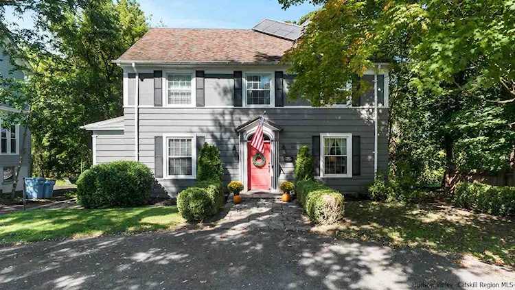 281 Albany Ave Kingston, NY 12401