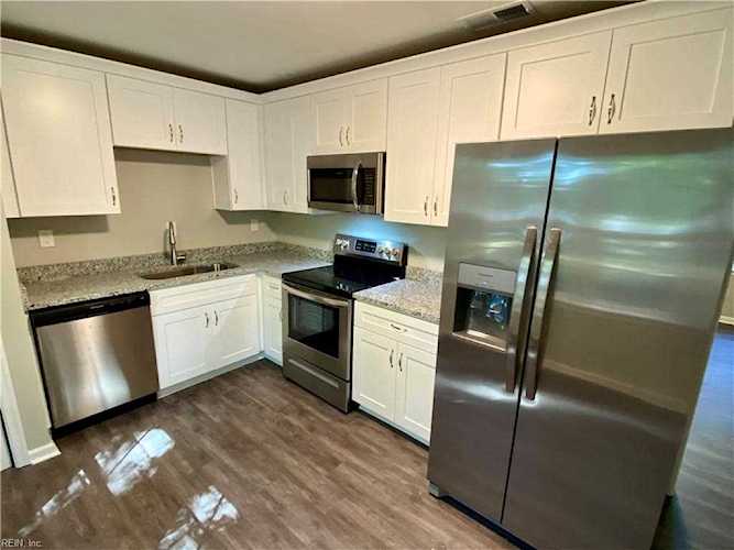 753 Lesner Ave Norfolk, VA 23518
