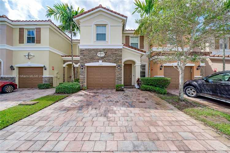 12444 Emerald Creek Ct Plantation, FL 33325