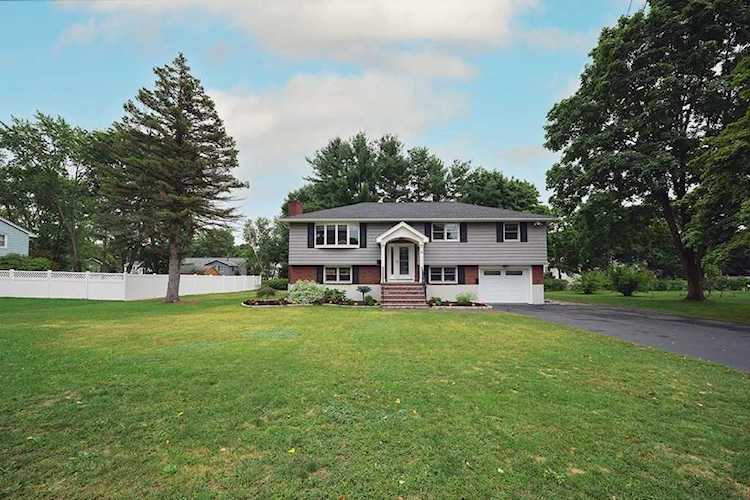 28 Sheridan St. Woburn, MA 01801