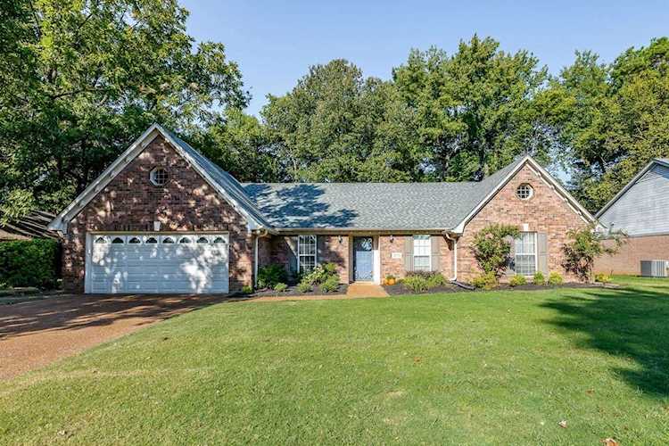 3795 Melanie June Dr Bartlett, TN 38135