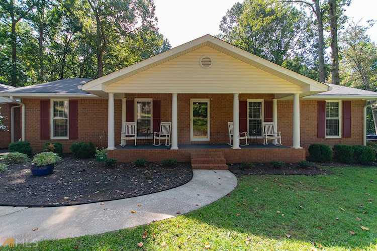 355 Merrydale DriveFayettevilleGA30215 | Fayette And Coweta Homes Photo 1