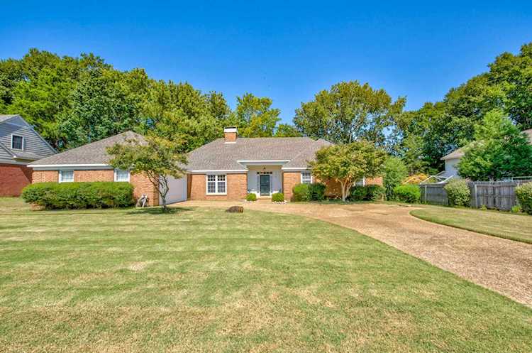 508 Autumn Meadows Ln Collierville, TN 38017