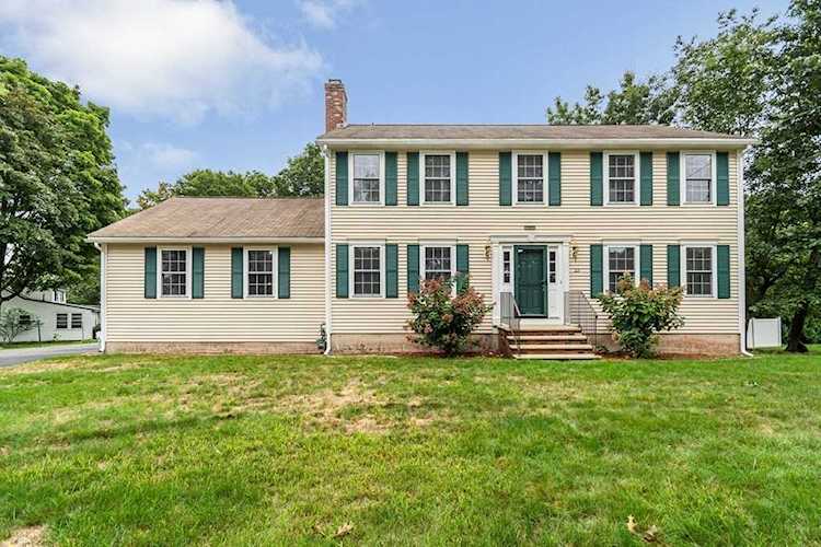 22 Needham St Chelmsford, MA 01863