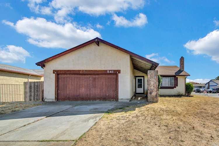 541 E Wigeon Way Suisun City, CA 94585