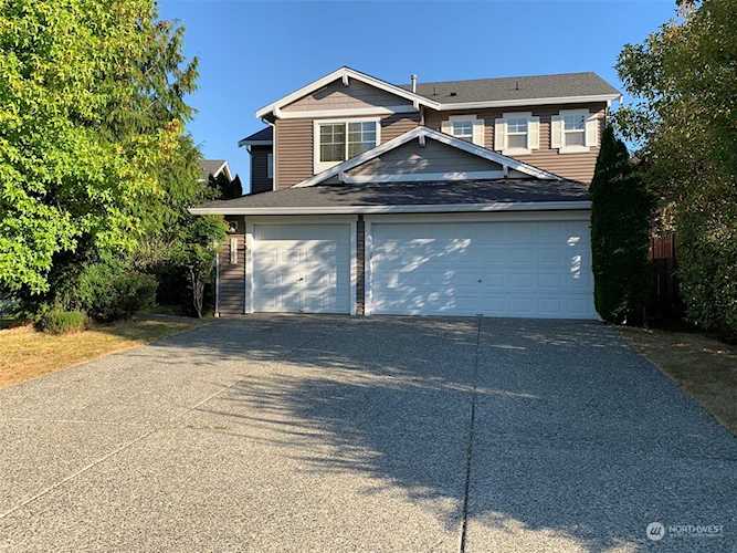 24282 SE 12th Ct Sammamish, WA 98075
