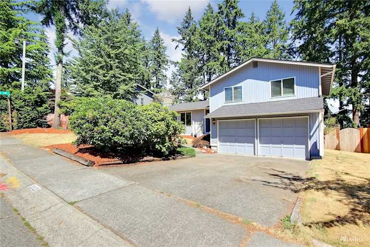 2820 SW 337th St Federal Way, WA 98023