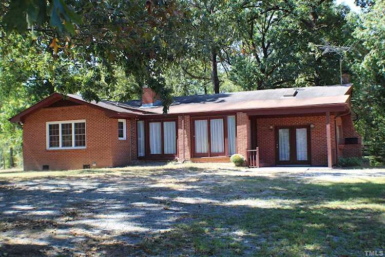 944 Walter Bright Road Sanford, NC 27330