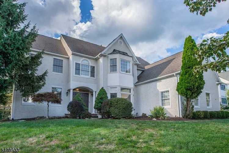 14 Bakley Ter West Orange Twp., NJ 07052