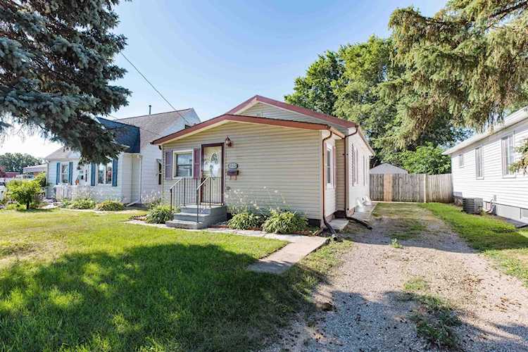 1932 Plymouth Ave Waterloo IA 50702 | home for sale | MLS#:20223680 Photo 1