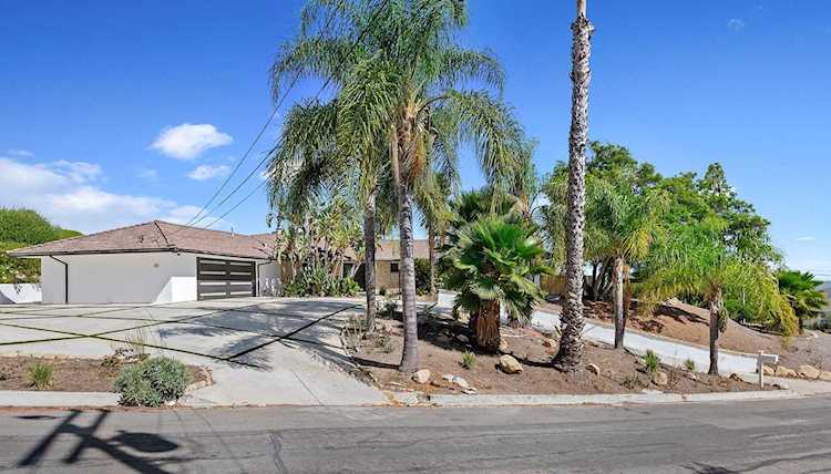 8 Celine Drive Santa Barbara, CA 93105