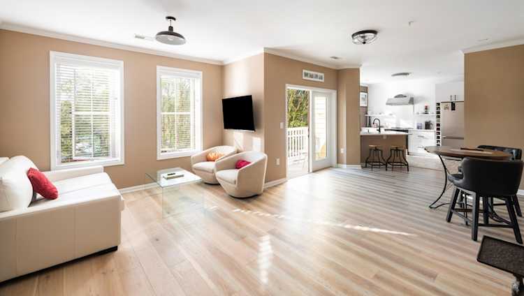 260 Seven Farms Dr Daniel Island, SC 29492