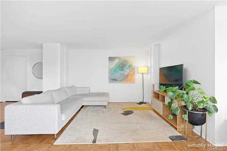 3333 Henry Hudson Parkway #5K Bronx, NY 10463