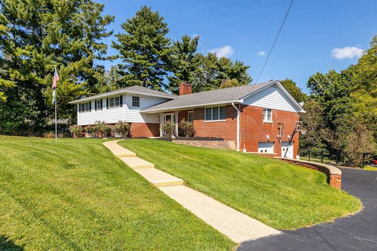 1629 Marietta Road Lancaster, OH 43130